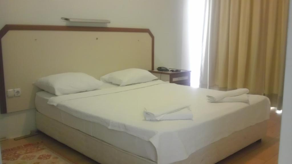 Zeytin Apart Hotel Çeşme Chambre photo